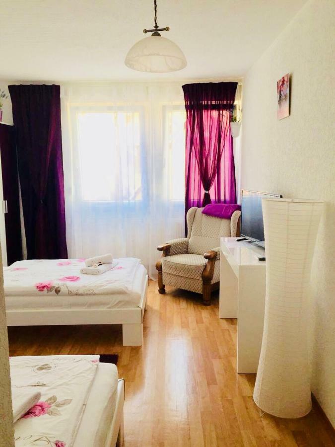 Double Room Private Bathroom
